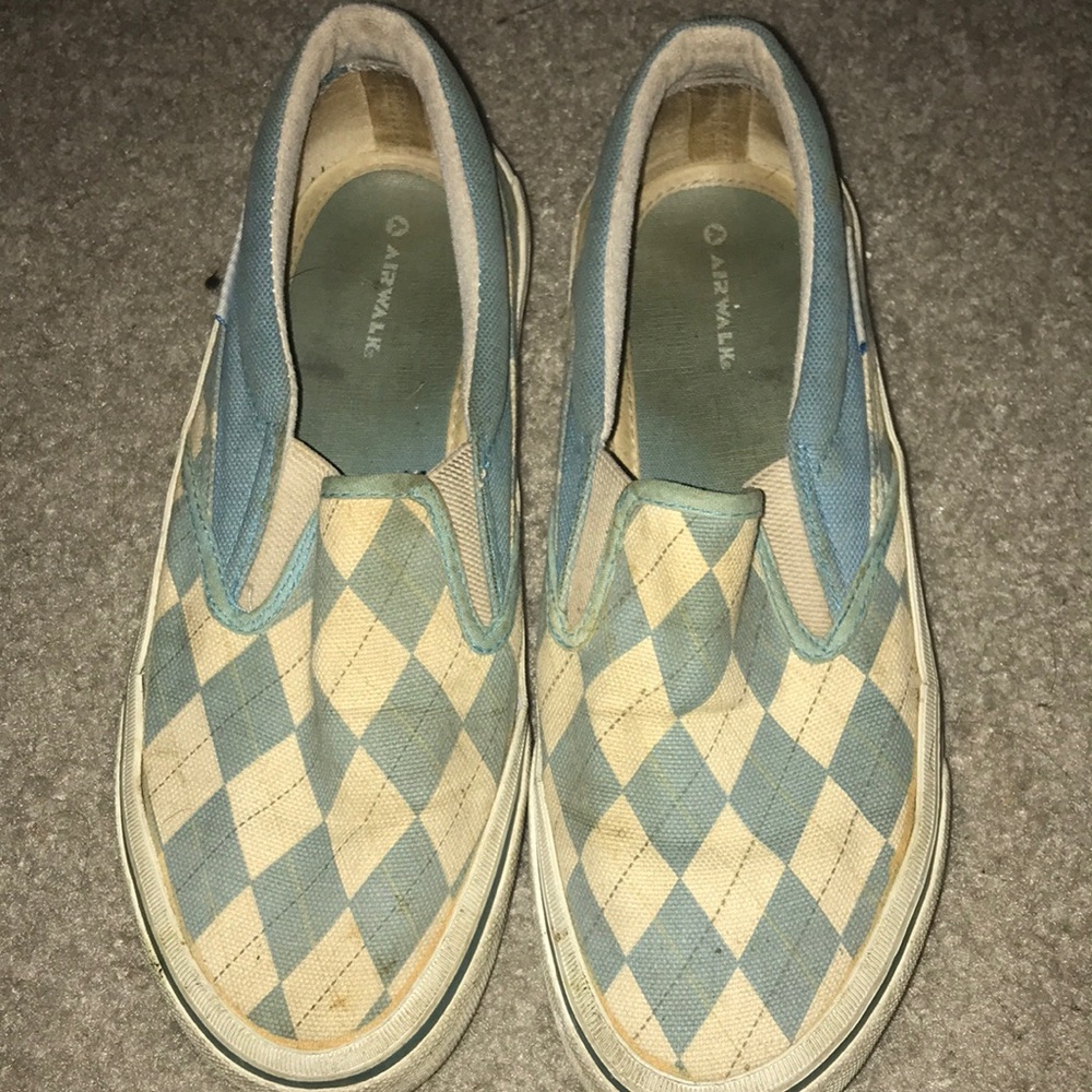 Womens airwalk slip ons
